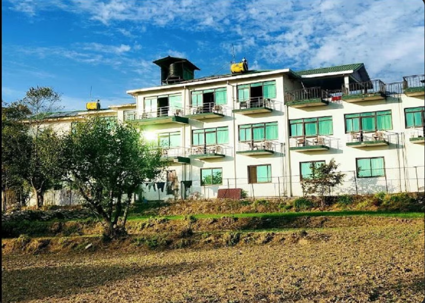 Himachal Pradesh Bir Hotel Exterior