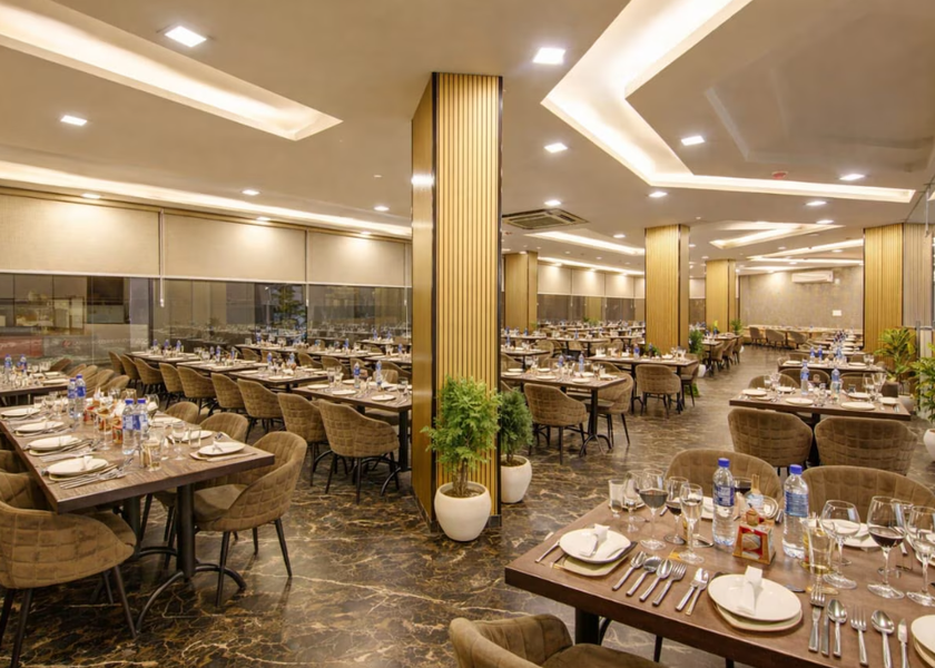 Delhi Delhi Food & Dining