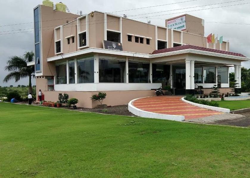 Maharashtra Jalgaon Facade