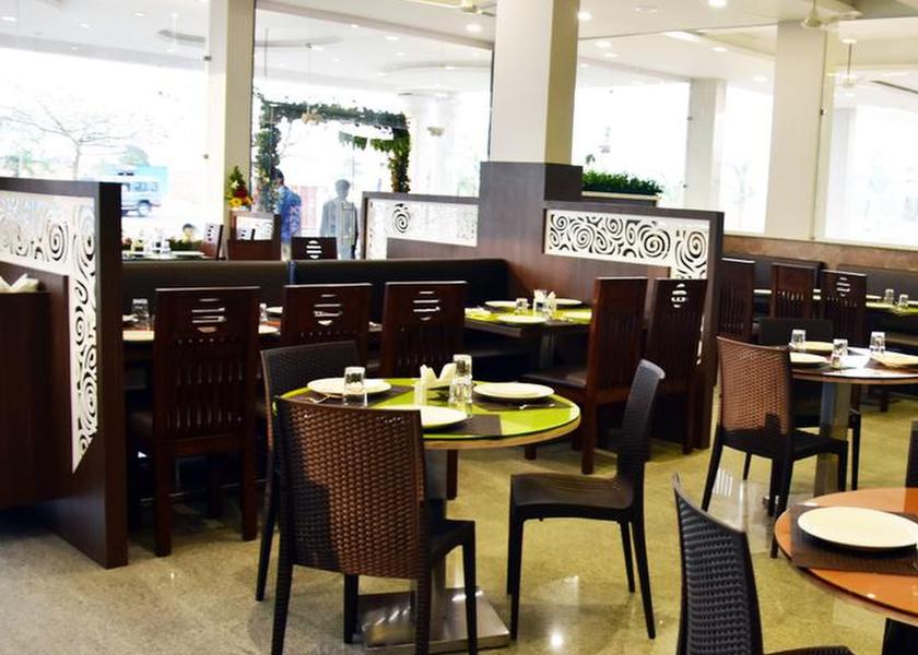 Maharashtra Jalgaon Food & Dining