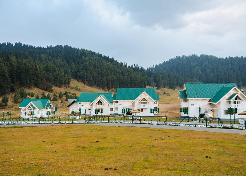 Jammu and Kashmir Gulmarg Hotel View