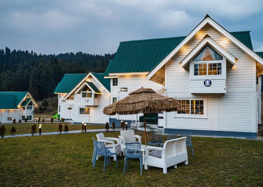 Jammu and Kashmir Gulmarg Hotel Exterior