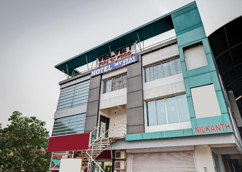 Gujarat Halol Hotel Exterior