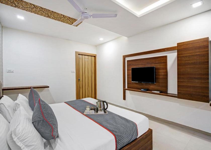Gujarat Halol Silver Room