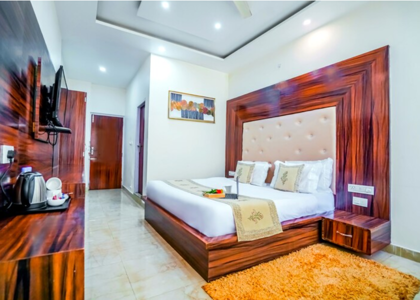 Himachal Pradesh Dharamshala Superior Room