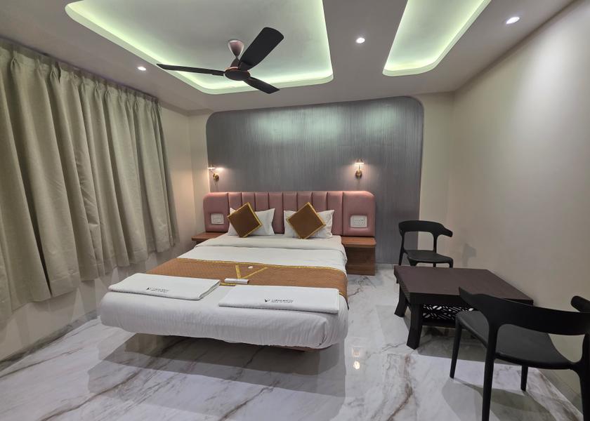 Maharashtra Chandrapur DELUXE ROOM