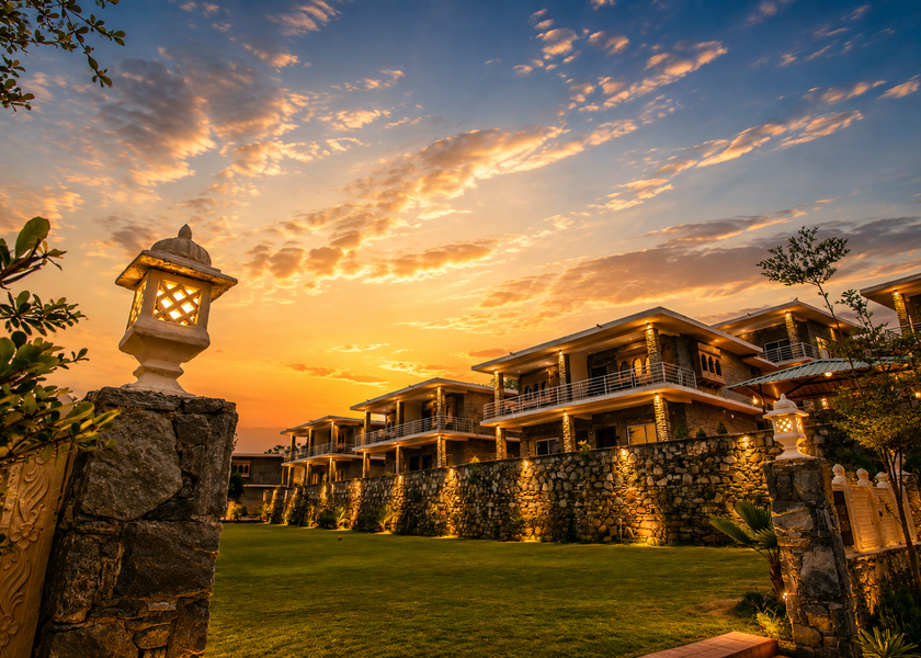 Rajasthan Jetaran Hotel Exterior
