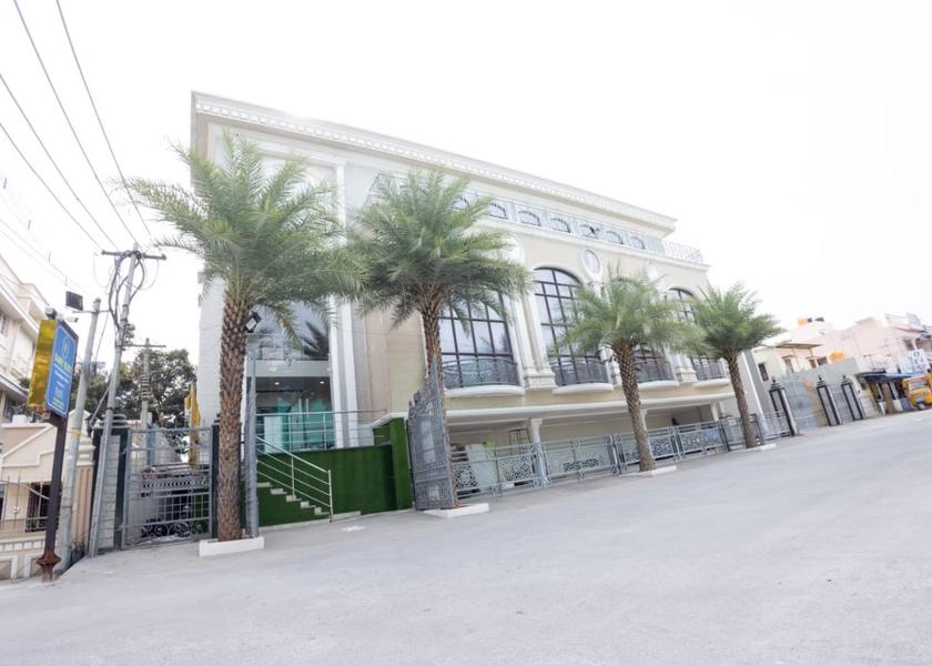 Tamil Nadu Vellore Hotel Exterior