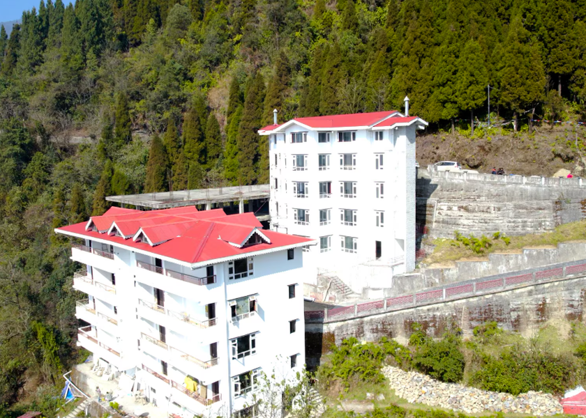 Sikkim Phadamchen Hotel Exterior