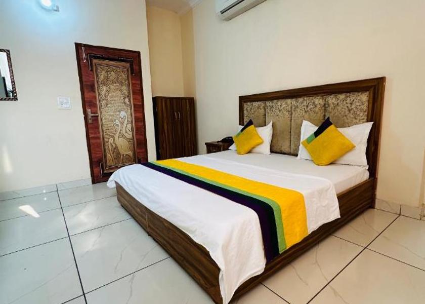 Punjab Mohali Super Deluxe Room