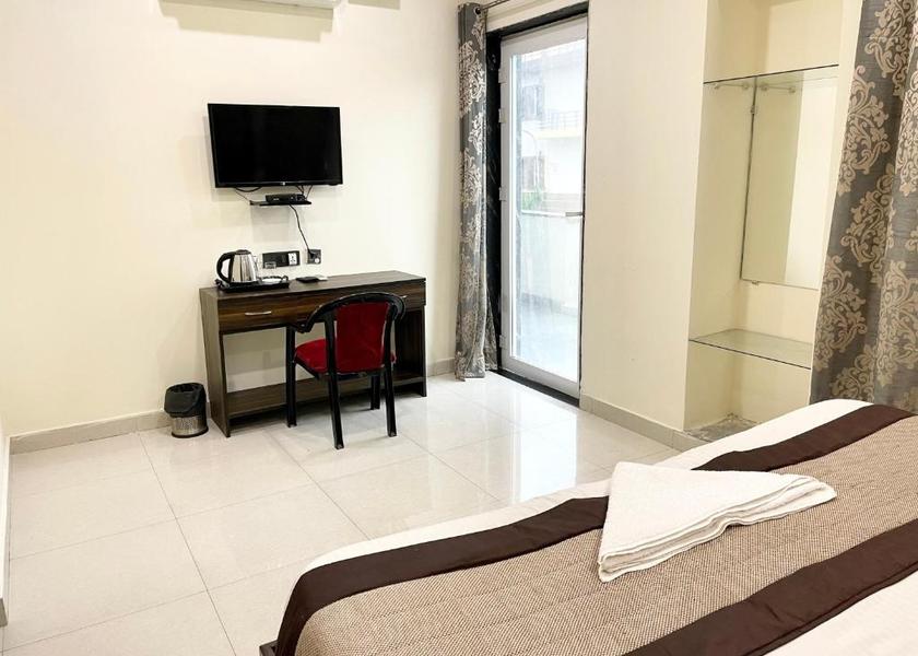 Uttar Pradesh Noida Deluxe Room