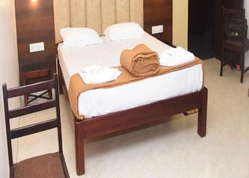 Karnataka Dharwad Deluxe Room
