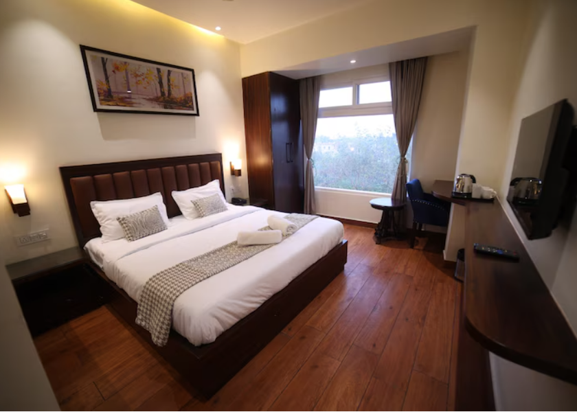 Haryana Bhiwani Deluxe Room