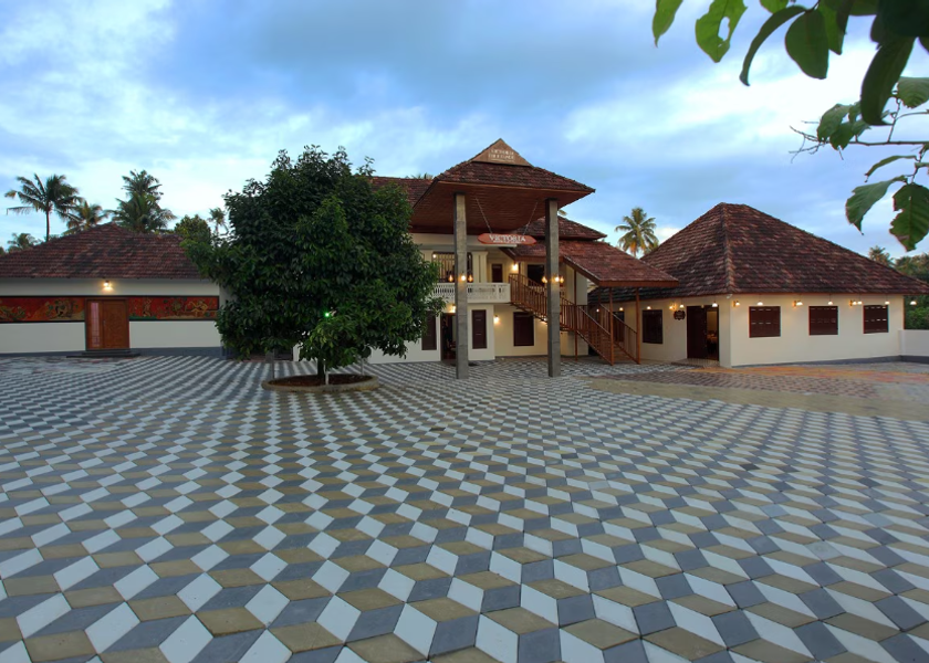 Kerala Thrissur Hotel Exterior