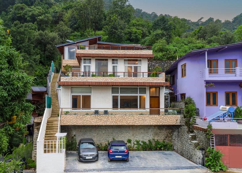 Uttarakhand Nainital Hotel Exterior