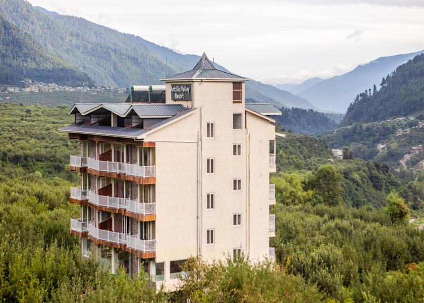 Himachal Pradesh Manali Hotel Exterior