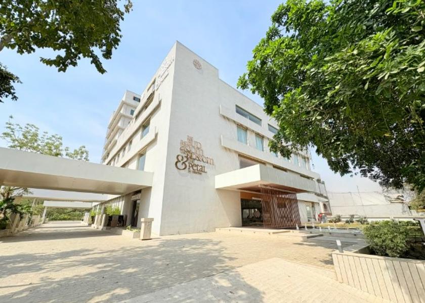 Gujarat Ahmedabad Hotel Exterior