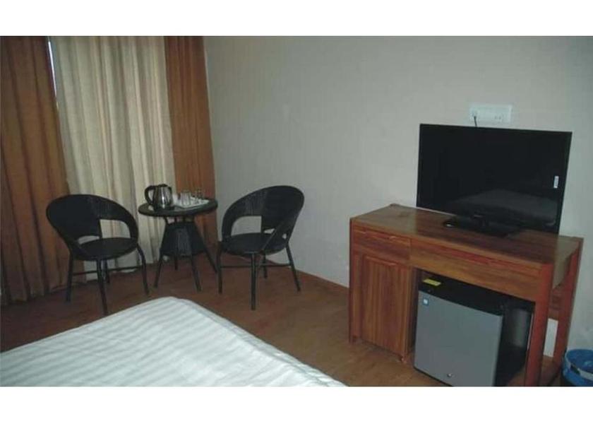 Maharashtra Wardha Deluxe Room