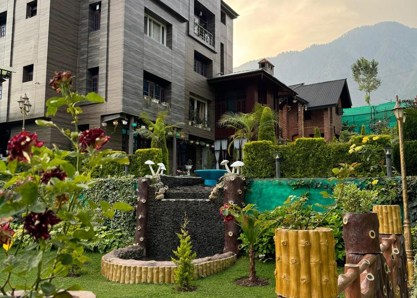Jammu and Kashmir Srinagar Outdoors