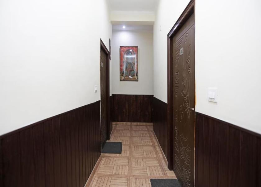 Uttarakhand Rishikesh Public Areas