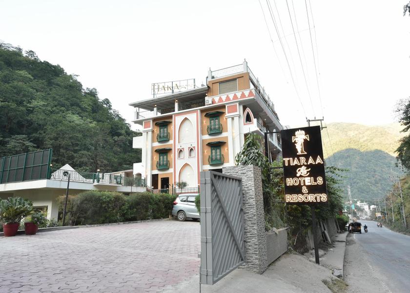 Uttarakhand Rishikesh Hotel Exterior
