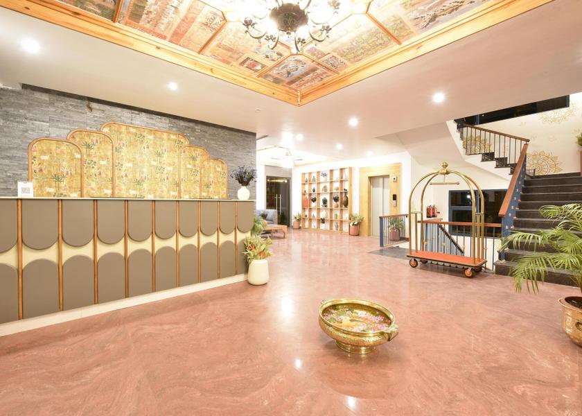 Uttarakhand Rishikesh Public Areas