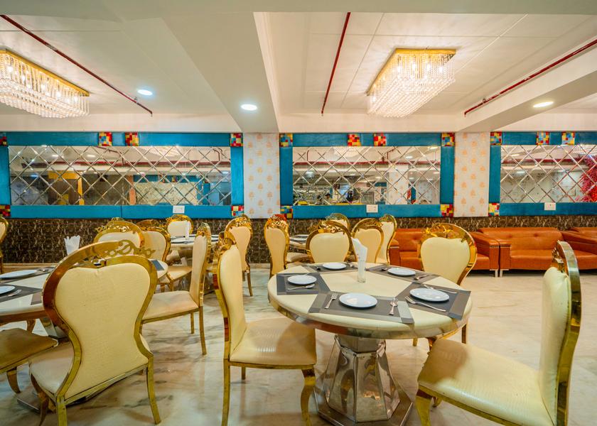 Delhi New Delhi Food & Dining