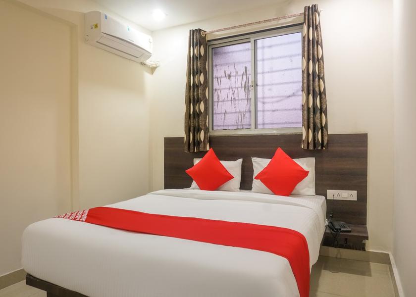 Maharashtra Pune Room