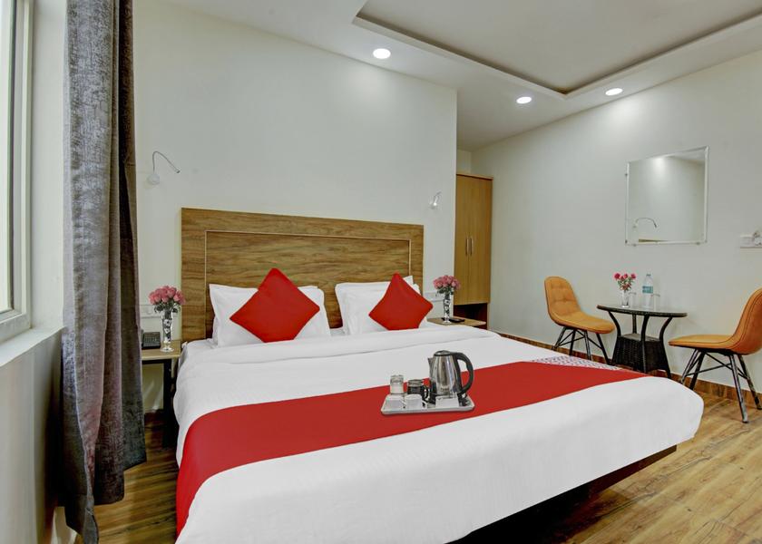 Delhi Delhi Room