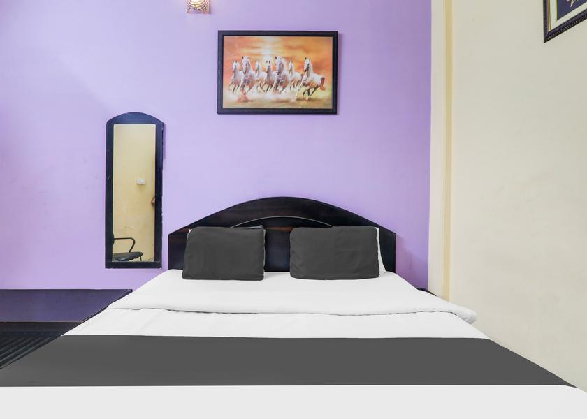 Uttar Pradesh Lucknow Room