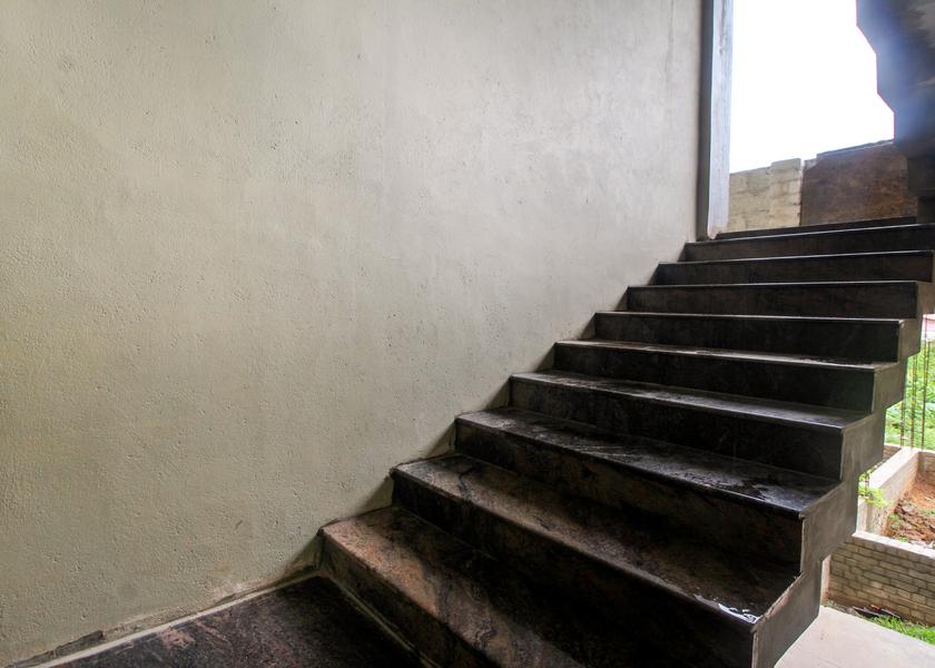 Tamil Nadu Courtrallam Lobby