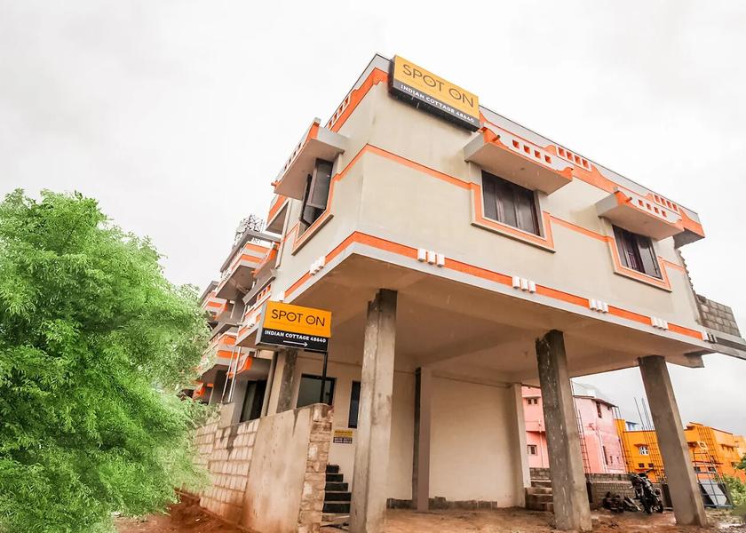 Tamil Nadu Courtrallam Hotel Exterior
