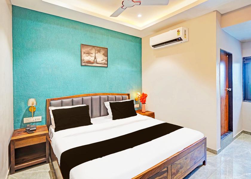Gujarat Vadodara Room
