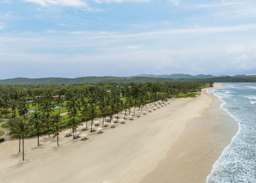 Goa Mobor Beach The St. Regis Goa Resort - Beach