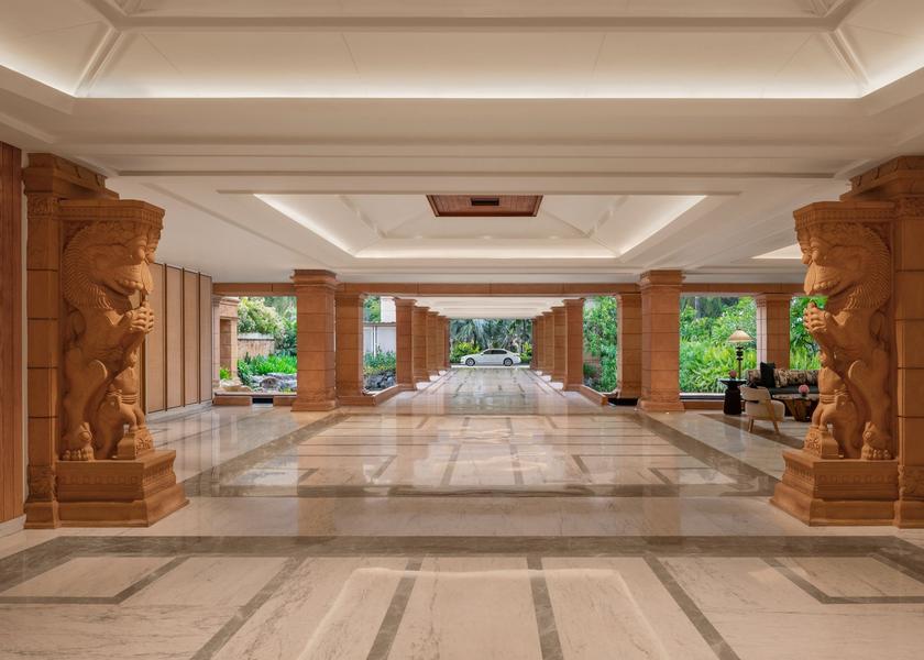 The Great Hall - Long Gallery