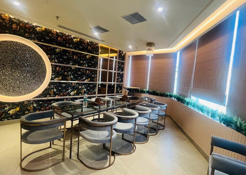 Uttar Pradesh Moradabad Food & Dining