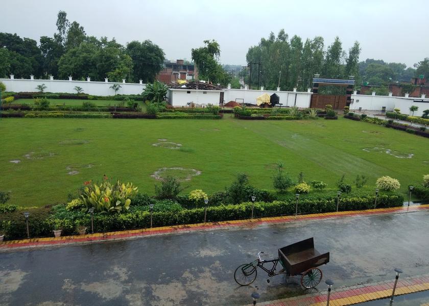 Uttar Pradesh Barabanki Hotel View