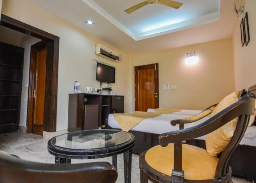 Punjab Pathankot Deluxe Room