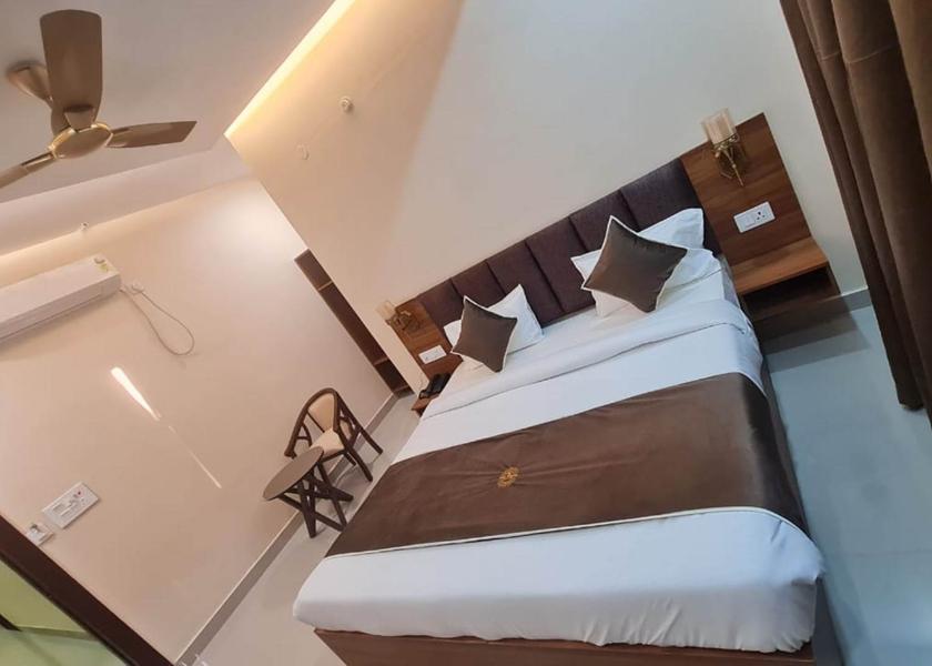 Uttar Pradesh Prayagraj DELUXE ROOM