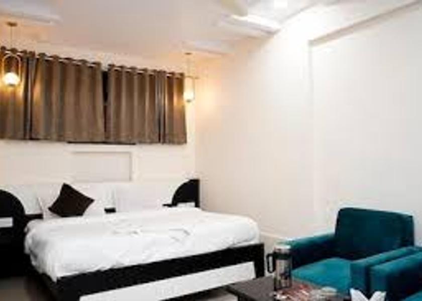 Madhya Pradesh Satna AC Deluxe Room