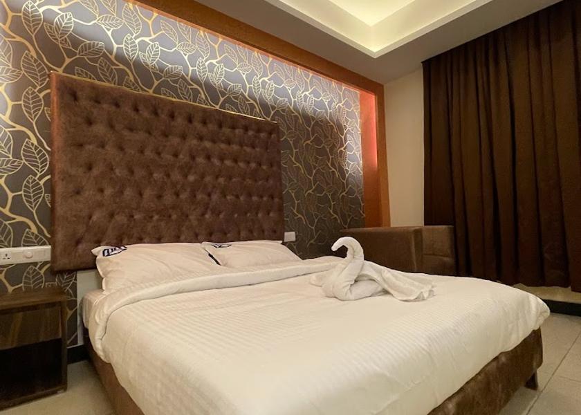 Tamil Nadu Thanjavur Suite With Living Area
