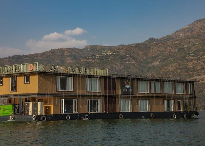 Uttarakhand Tehri Garhwal Facade