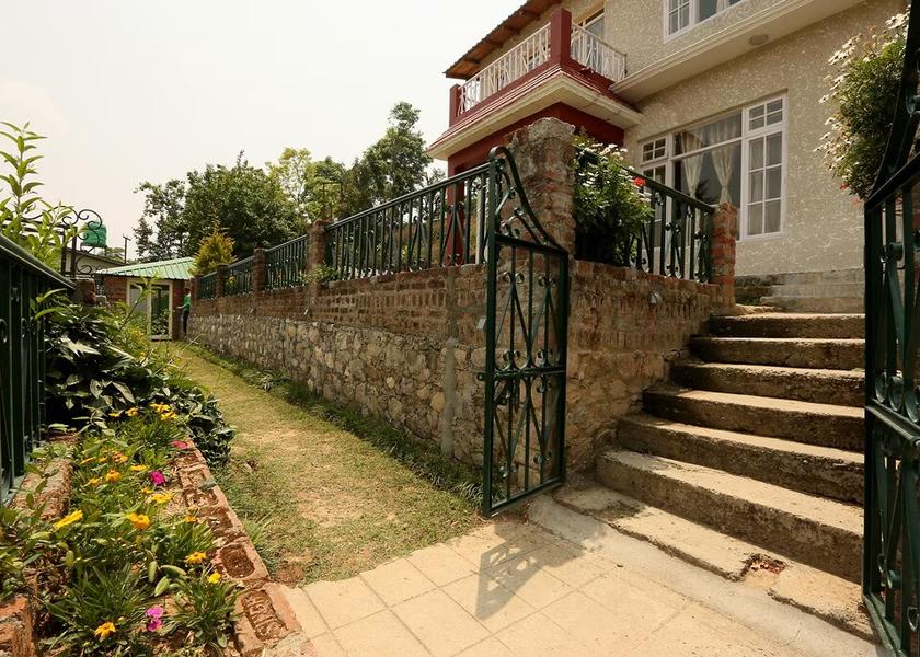 Uttarakhand Bhimtal Hotel Exterior