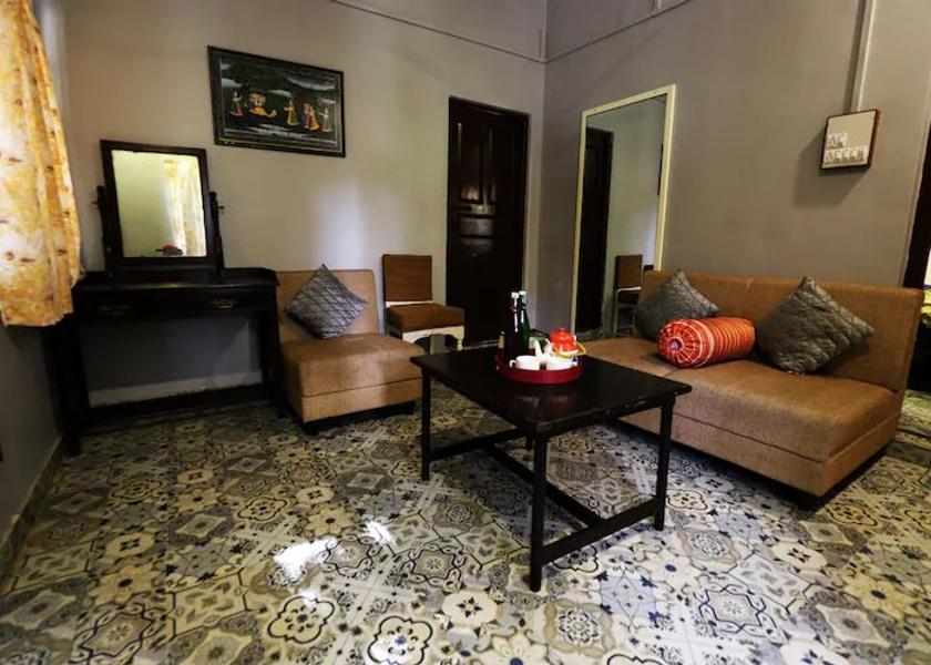 Rajasthan Mount Abu 4 Bed Family AC Room