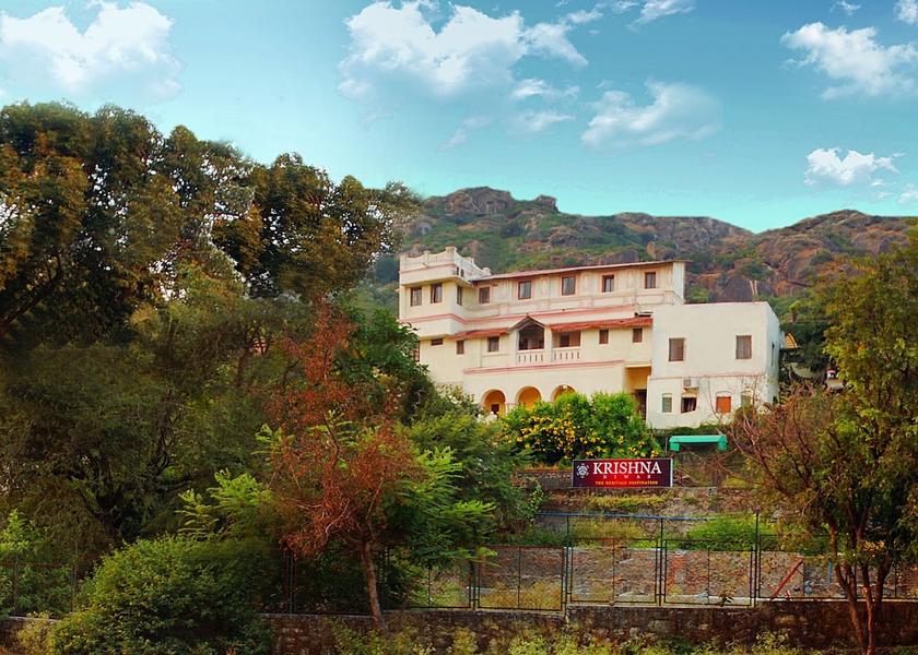 Rajasthan Mount Abu Hotel Exterior