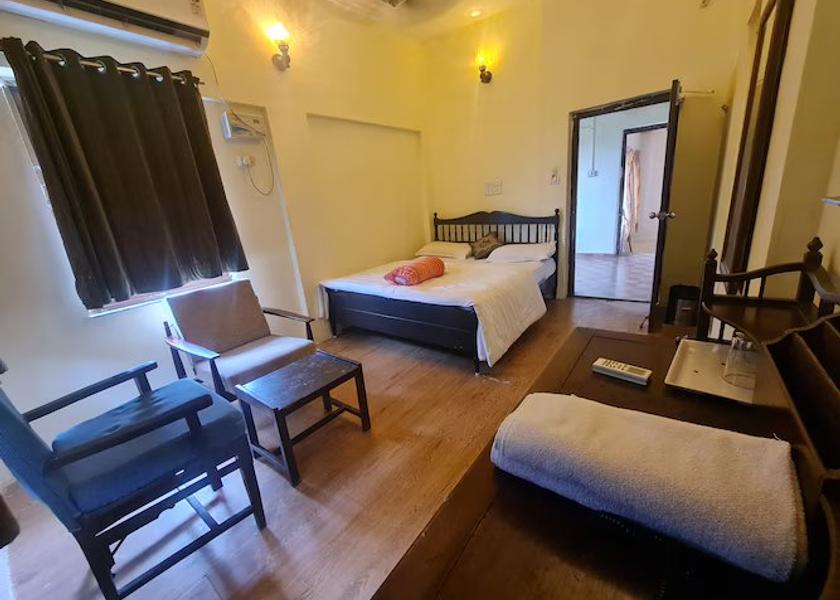 Rajasthan Mount Abu Deluxe Room