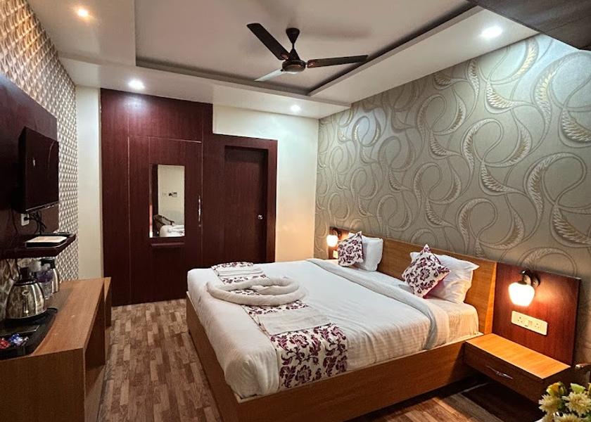 Uttar Pradesh Azamgarh Deluxe Room