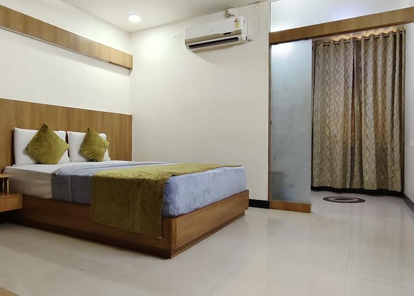 Karnataka Chikmagalur Deluxe AC