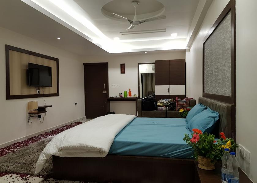 Gujarat Modasa Super Deluxe Room