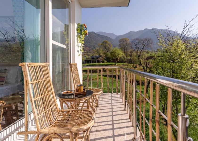 Himachal Pradesh Bir Hotel Exterior